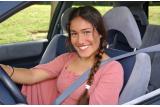 Q'orianka KilcherさんとHonda燃料電池車「FCX」