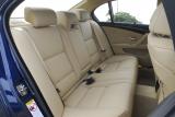 BMW 5�V���[�Y�u530i �Z�_���v ���A�V�[�g