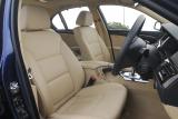 BMW 5�V���[�Y�u530i �Z�_���v�@�t�����g�V�[�g