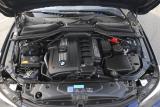 BMW 5�V���[�Y�u530i �Z�_���v�@��6 3.0���b�^�[�G���W��