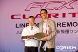 「ホンダ FCXクラリティ」ラインオフ式典の模様(栃木県:ホンダ四輪新機種センターにて)