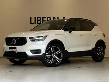 ボルボ ＸＣ４０ T4 AWD Rデザイン 1オナ 純正ナビ 360°カメラ Pシート LED