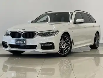 ＢＭＷ ５２３ｄ ツーリング Mスポーツ 黒革 ACC LKA BSM コンフォートA 純正ナビ