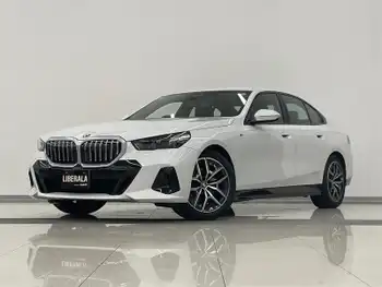 ＢＭＷ ＢＭＷ ５２３ｉ Mスポーツ ドライビングアシストプロフェッショナル