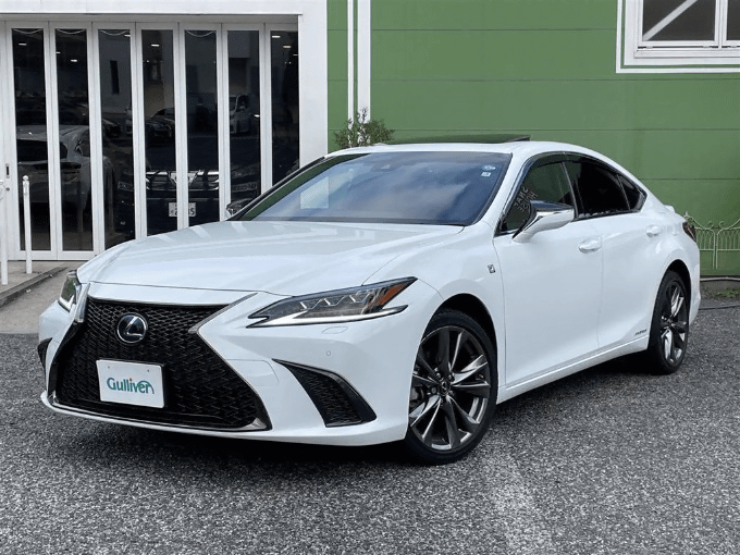 LEXUS　ES　Fスポーツが入荷しました！