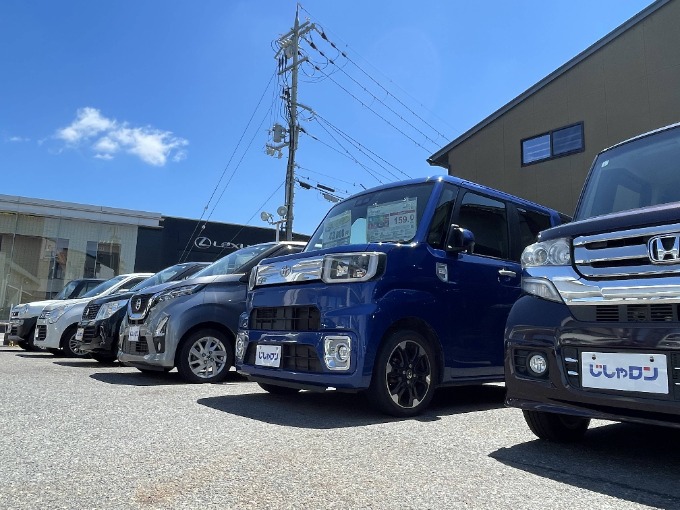 【じしゃロン草津店】雨の日の移動も快適に♪お車探しを全力サポート！