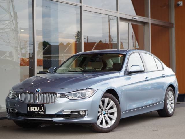 〇〇〇新着情報「BMW 320i xDrive」〇〇〇