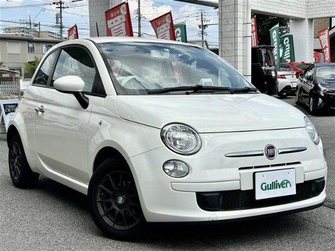 ☆ 岡崎市 中古車入荷情報 ★H26年式 フィアット 500 1.2ポップ (ディーラー車)