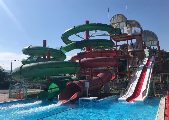 まだまだ夏！プールに行ってきました。
