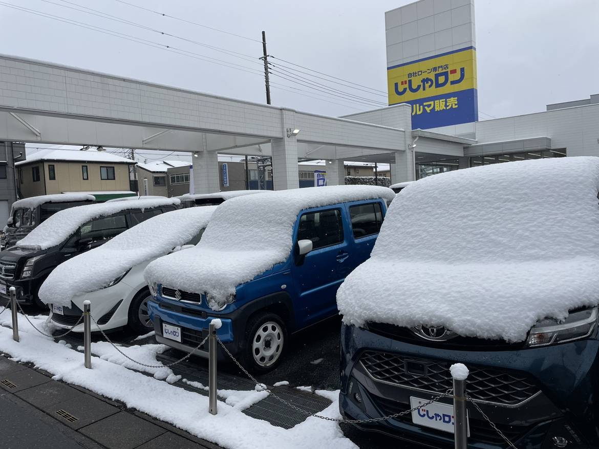 雪による路面状況にご注意ください