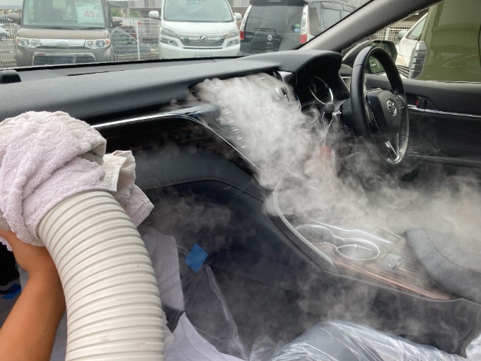 車のエアコン清掃がオススメです＼(^o^)／