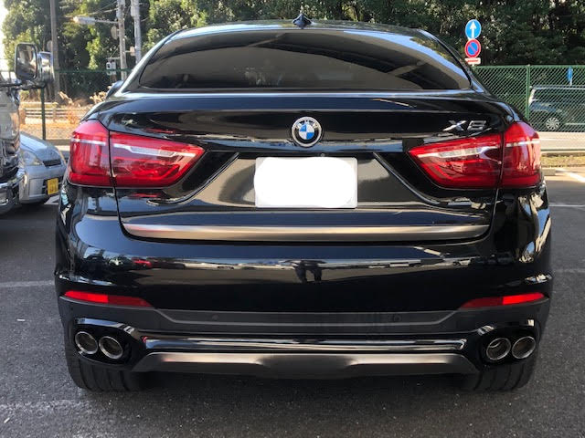 BMW X6 4本出しマフラー