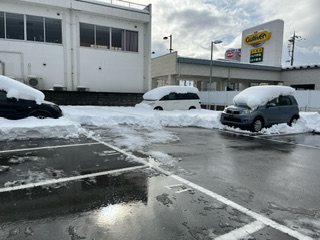 ガリバー金沢増泉店　〜大雪〜