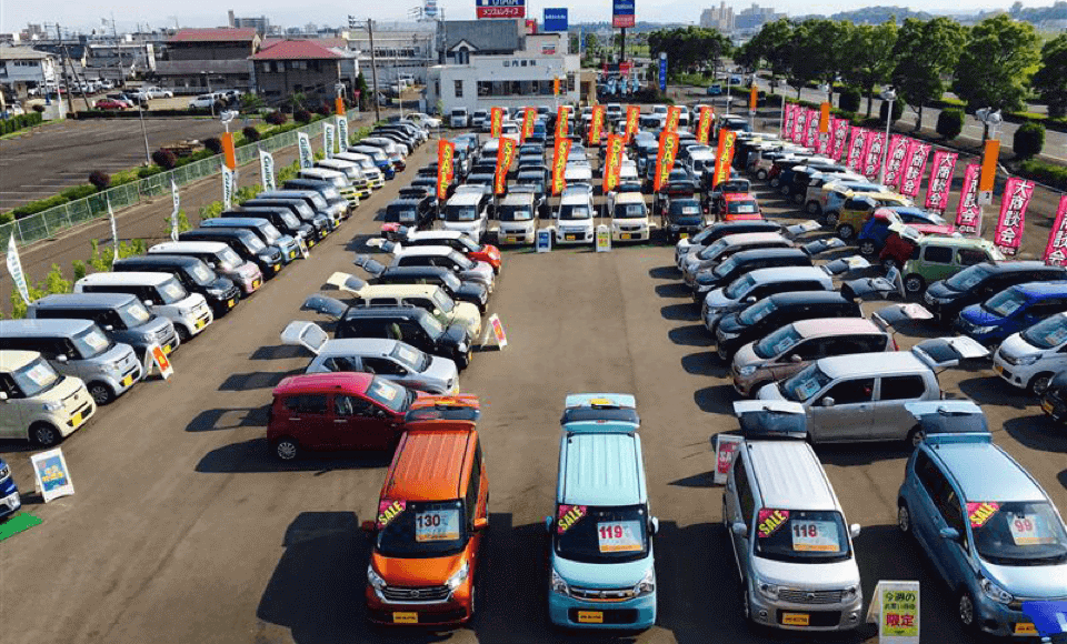 登録済み未使用車専門店ガリバーミニクル