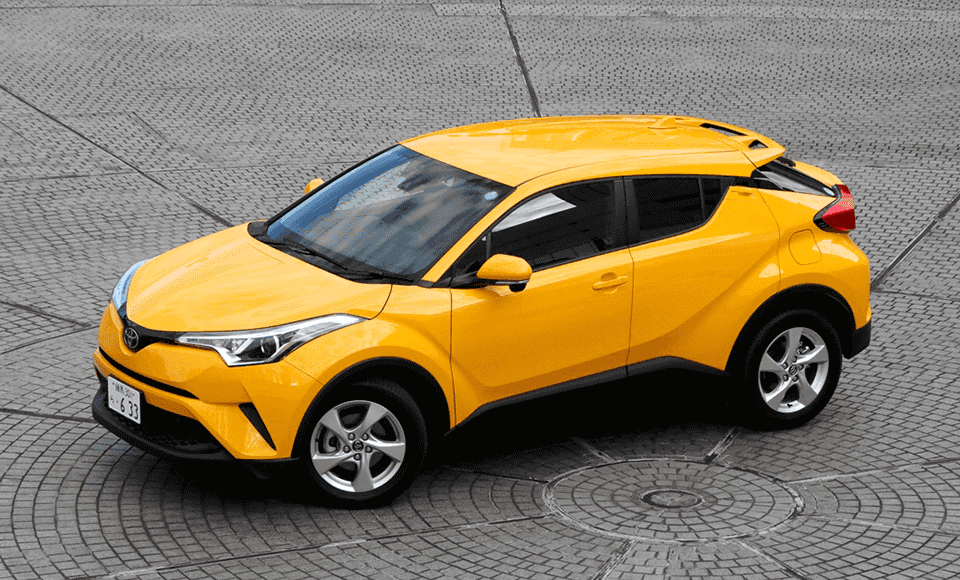 視点が高いクルマ C-HR