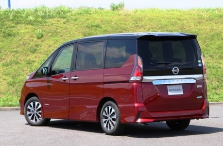日産セレナ