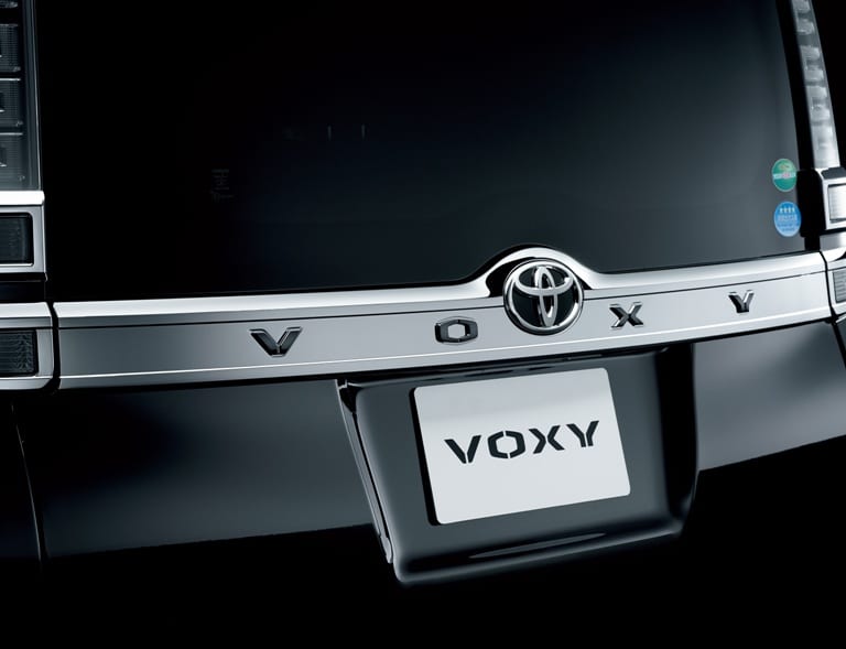 トヨタ ヴォクシー ノア ステップワゴンの追撃をかわせ 2つの特別仕様車を投入 ガリバーの17年新車購入ガイド