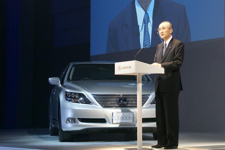 910神戸☆売切/20年/無事故【最上級LS600ｈ Ver，U-I】ベージュ革/サンルーフ/マルチ/フルセグ/DVD/マクレビ/全車速レーダー/プリクラッシュ レクサスLS600h バージョンU」の中古車を探すカーセンサー