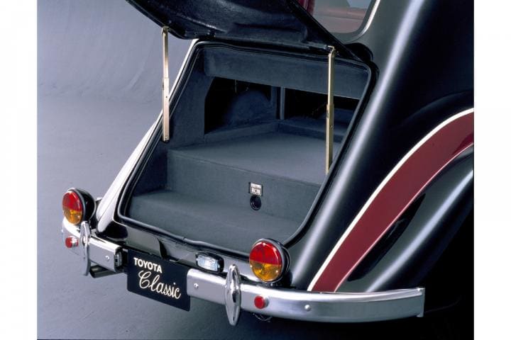 あのスピリチュアルな方も乗っていた 限定100台の手造り生産 トヨタ クラシック