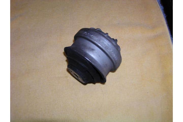 後から散財 安い中古車の落とし穴とは エンジンマウント編