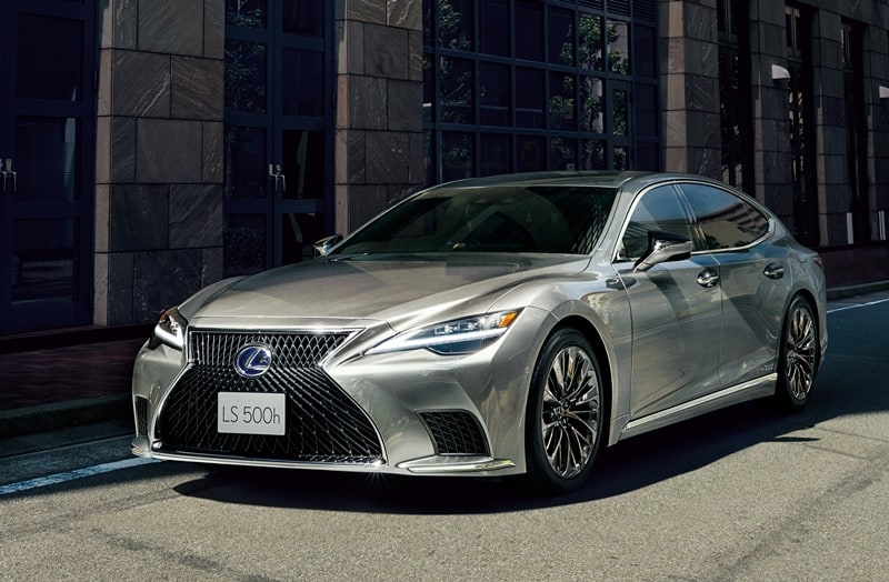 レクサスls購入ガイド Lsらしい乗り心地と静粛性を目指したマイナーチェンジ