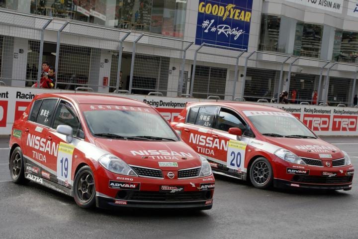 NISMO FESTIVAL 2006】東風日産 TIIDA(ティーダ) 2006 CCC(中国