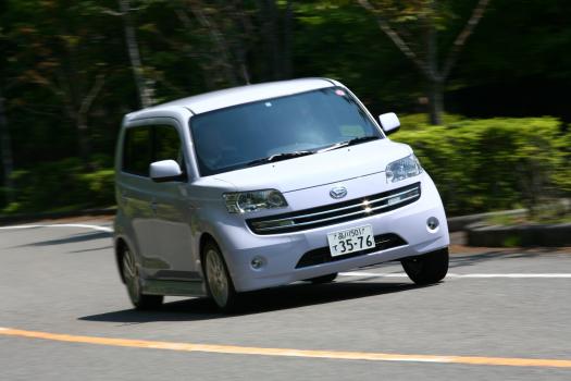 ダイハツ クー Coo 試乗記 よりも幅広いターゲットのシンプル 洗練度 新車情報の車ニュースを配信中 中古車のガリバー