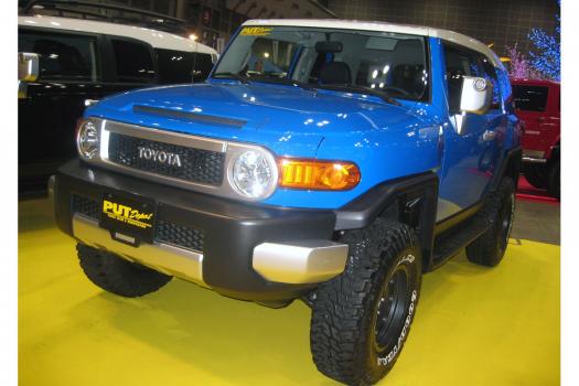 オートギャラリー東京06 話題のトヨタ Fjクルーザーをいち早く逆輸入