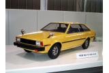 トヨタ カローラ生誕40周年 歴代モデル全車集合【4代目 カローラ E70系】リフトバック 1/5スケールモデル