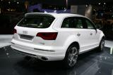 アウデ・Q7 V12TDIコンセプト リヤ