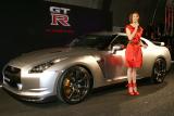 NISSAN GT-R デビューイベント 米倉涼子