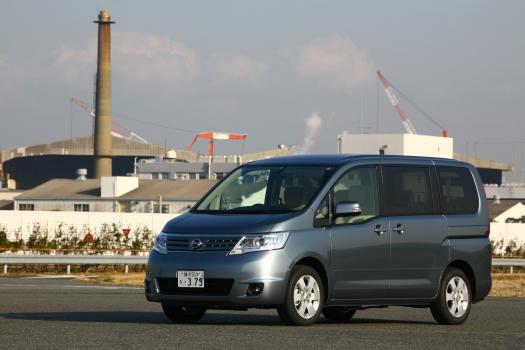 日産 セレナ 試乗記 内外装のリフレッシュでライバルを迎え撃つ 日産 セレナがマイナーチェンジ
