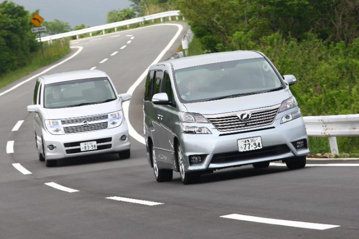 トヨタ ヴェルファイア 対 日産 エルグランド 徹底比較 トヨタ ヴェルファイア Vs 日産 エルグランド ザ 対決 比較試乗