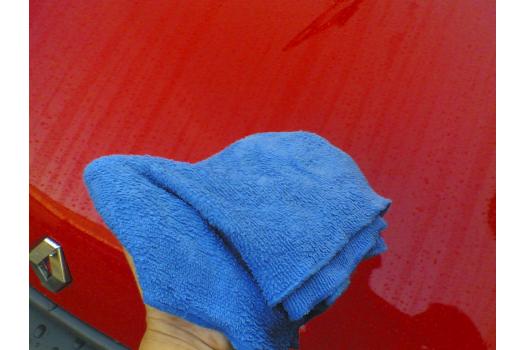 サルでもわかるクルマ磨き Vol 41 洗車後の水拭きに最適 合成セームに代わる新素材 マイクロファイバークロス のススメ