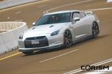 ジェベル・ハフィート山岳路で走行チャレンジを行う日産 GT-R(中東仕様車)