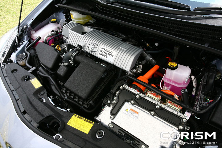 トヨタ 新型プリウス 1 8リッターエンジン