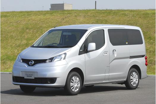 日産 新型「NV200 バネット」ワゴン 『16S』グレード　エクステリア