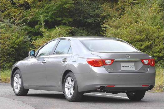 トヨタ 新型 マークX 新車情報】絶滅危惧種「FRセダン」は現代の 
