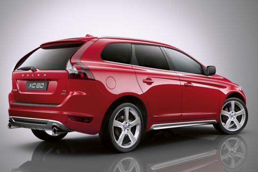 ボルボ XC60 T6 R-DESIGN リヤビュー