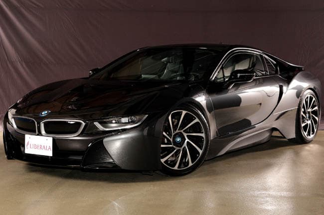 BMW i8