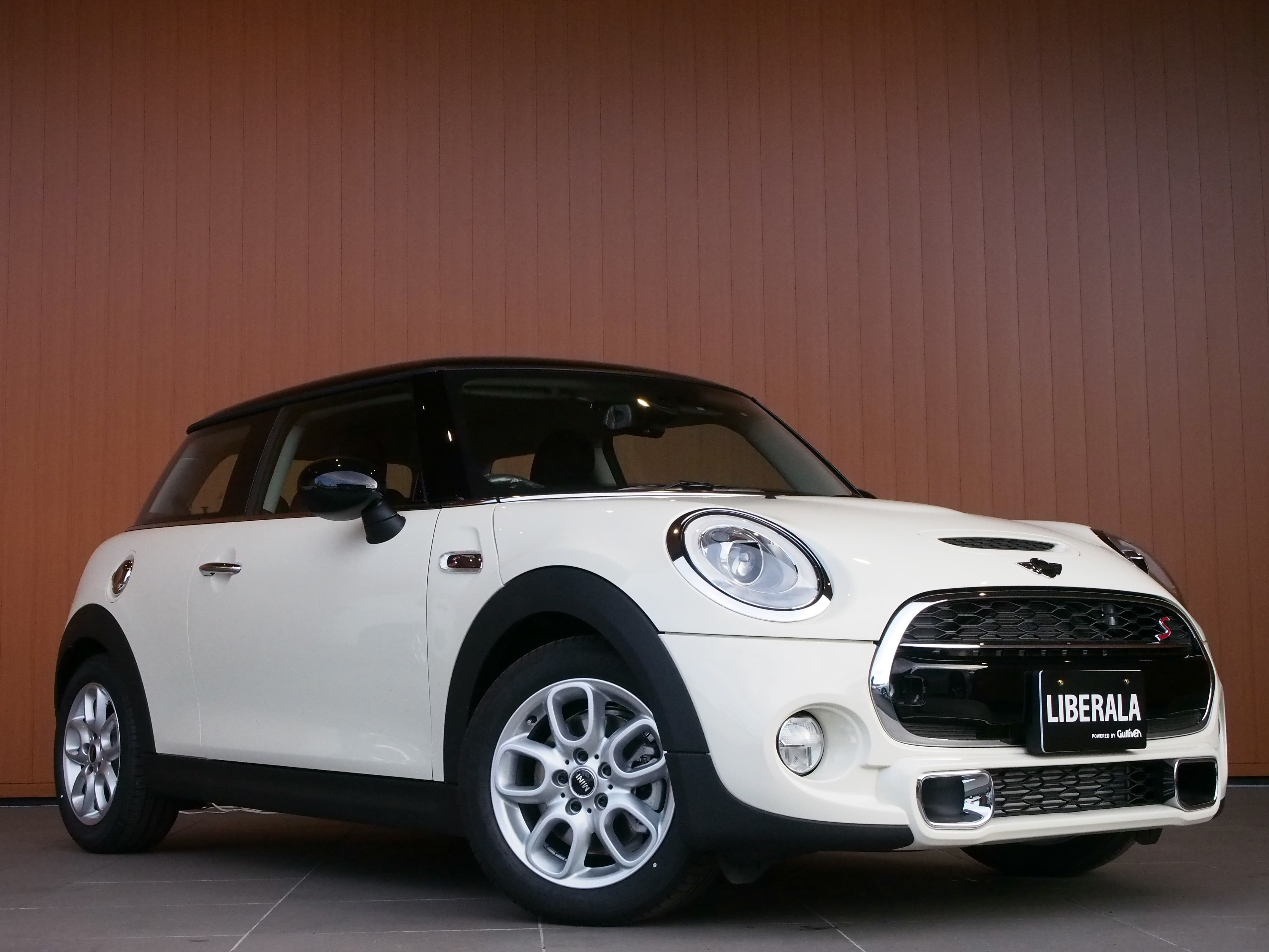 Mini 3 Door 外車 輸入中古車を探すならliberala リベラーラ