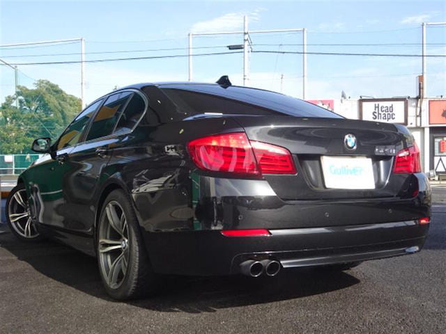 '11 ＢＭＷ ５２３ｉ ハイライン（ディーラー車）入庫しました03