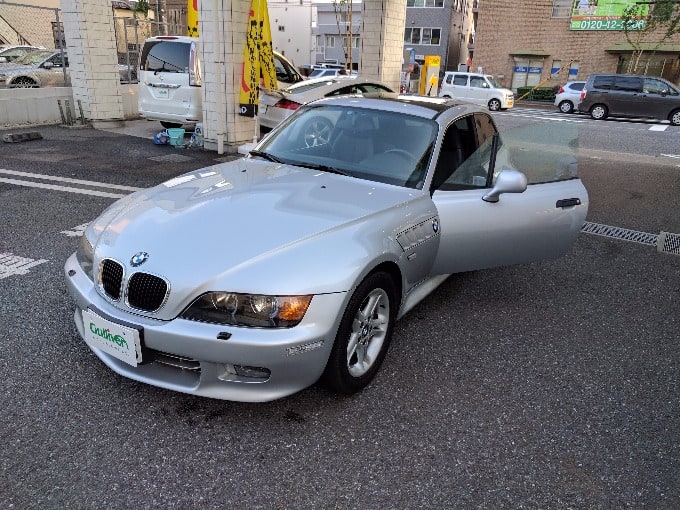 アウディ　TTRSクーペ　＆　BMW　Z3　　　入荷！！！！04