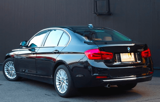 ★☆★BMW 320d 入荷致しました！★☆★03