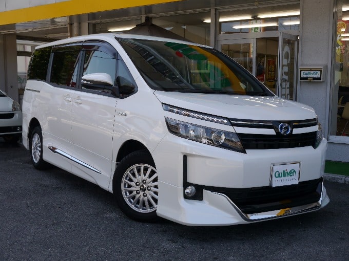 ★☆ TOYOTA ヴォクシーハイブリッド V 入荷しました ☆★01