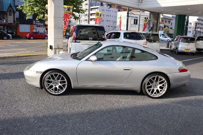 本日の中古車　ポルシェ　911　カレラ02