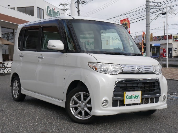 ★☆ DAIHATSU タントカスタムX 入庫しました ☆★01