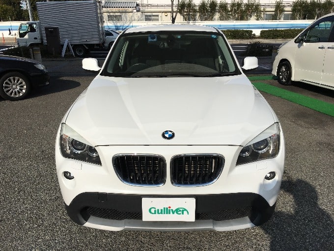 人気の車種です！BMW X1入庫！01