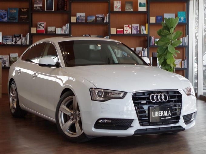 Audi A5 スポーツバック 2.0 TFSI クワトロ入荷！01