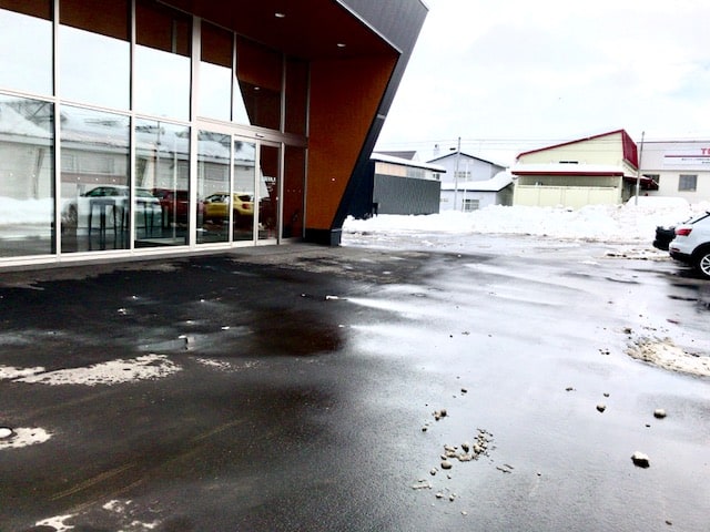道路状況が悪いので､お気をつけ下さい。02